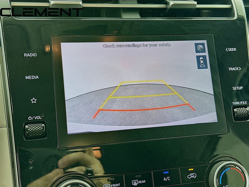 Hyundai Tucson Vehicle Full-screen Gallery Image 20