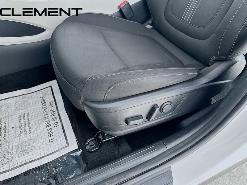 Hyundai Tucson Vehicle Full-screen Gallery Image 28