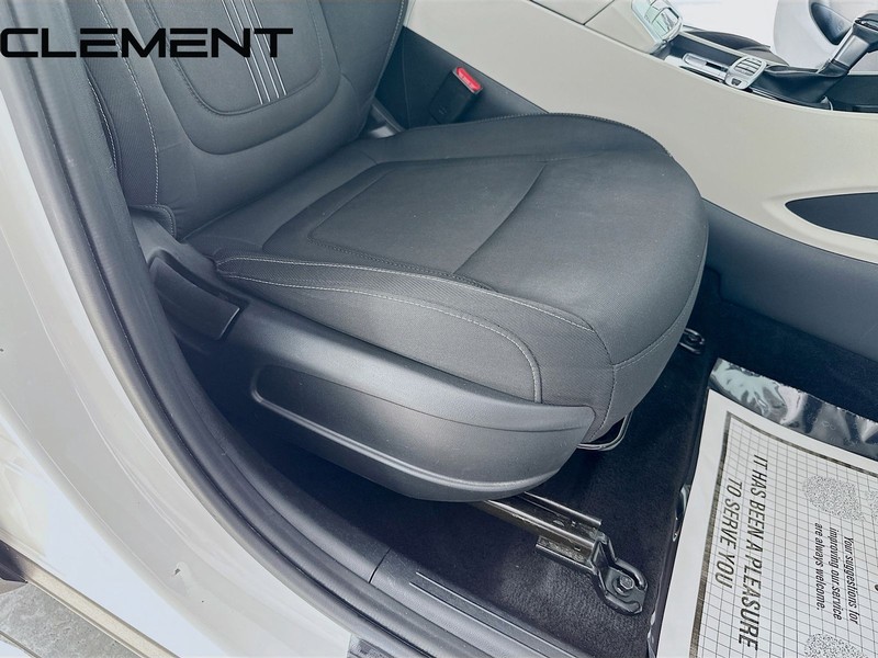 Hyundai Tucson Vehicle Full-screen Gallery Image 33
