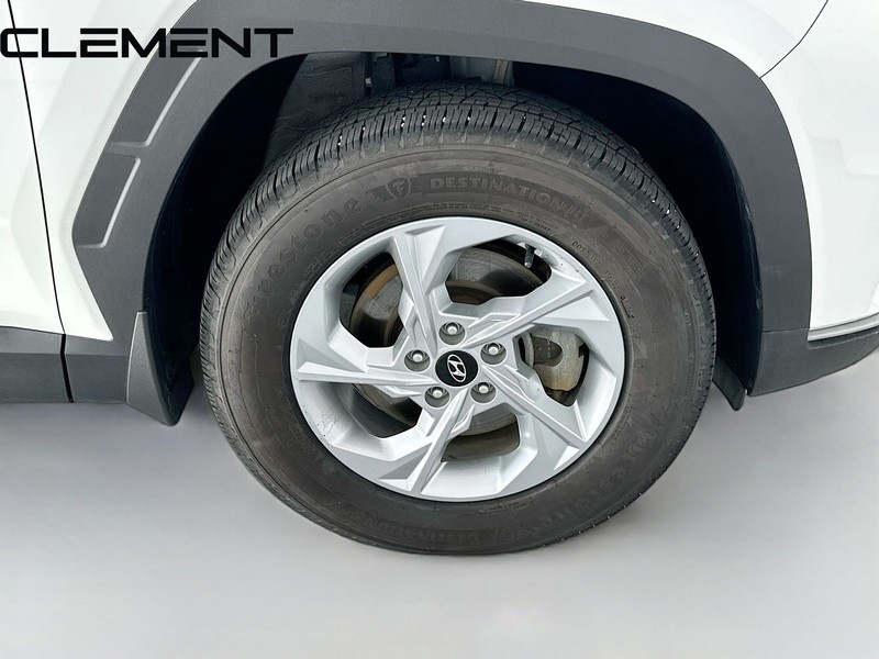 Hyundai Tucson Vehicle Full-screen Gallery Image 36