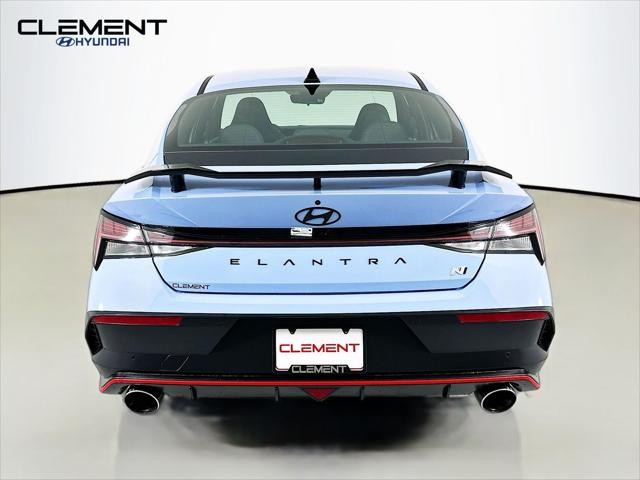 Hyundai Elantra N Vehicle Full-screen Gallery Image 7