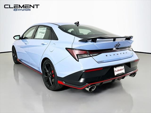 Hyundai Elantra N Vehicle Full-screen Gallery Image 8
