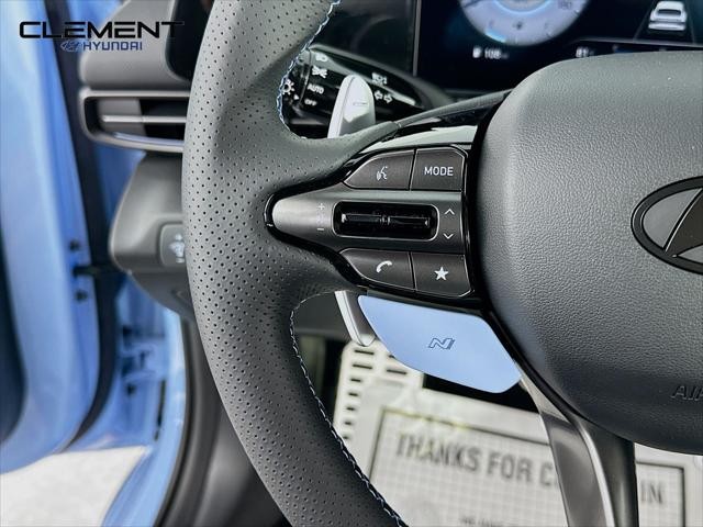 Hyundai Elantra N Vehicle Full-screen Gallery Image 14
