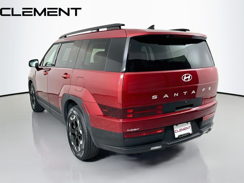 Hyundai Santa Fe Vehicle Image 10