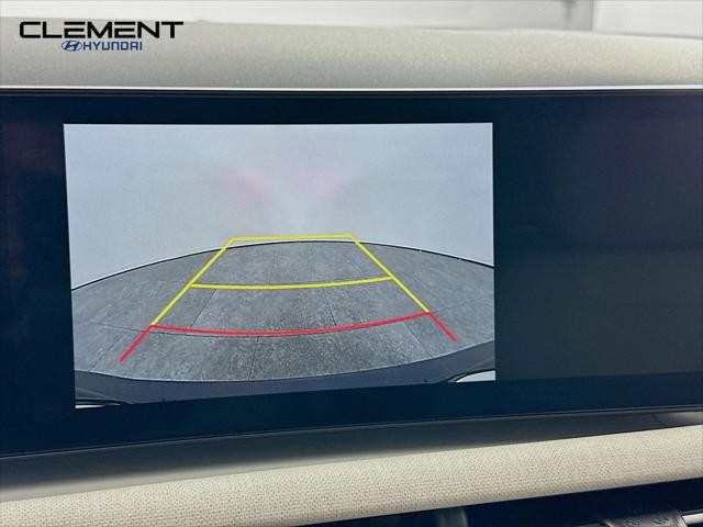 Hyundai Tucson Vehicle Full-screen Gallery Image 18