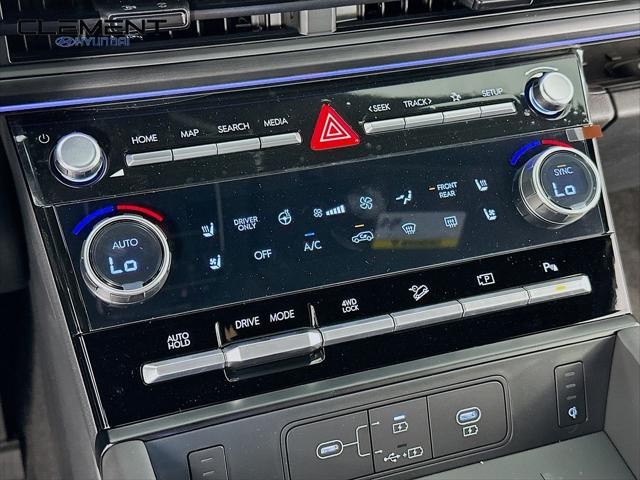 Hyundai Santa Fe Hybrid Vehicle Full-screen Gallery Image 19