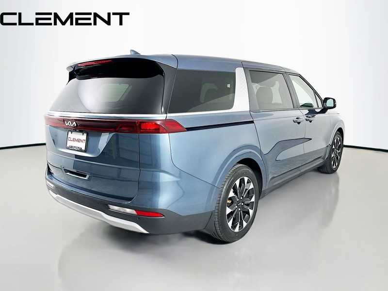 Kia Carnival Vehicle Image 07