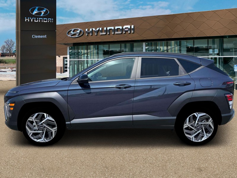 Hyundai Kona Vehicle Full-screen Gallery Image 3