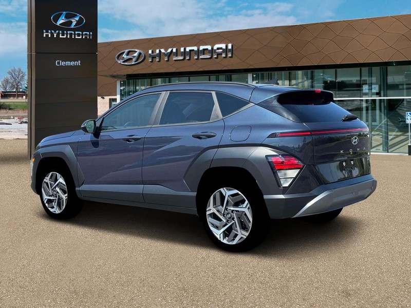 Hyundai Kona Vehicle Full-screen Gallery Image 4