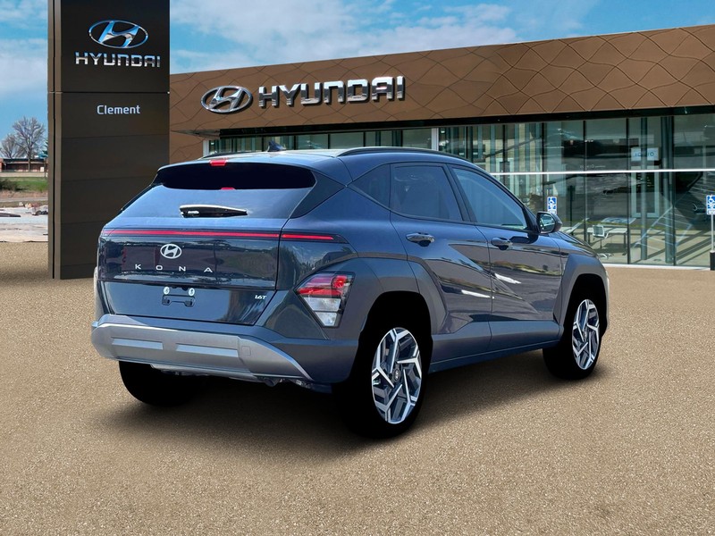 Hyundai Kona Vehicle Full-screen Gallery Image 8