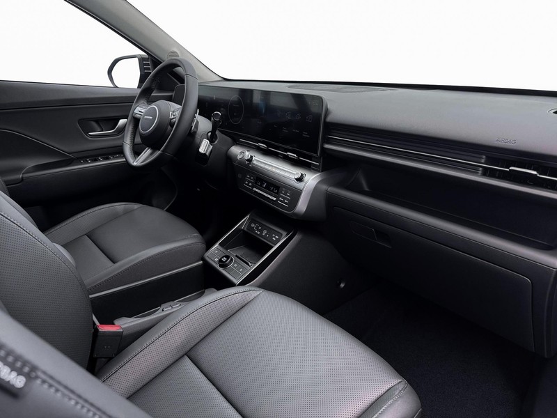Hyundai Kona Vehicle Full-screen Gallery Image 15