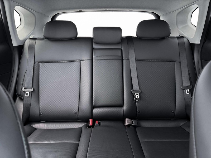 Hyundai Kona Vehicle Full-screen Gallery Image 16