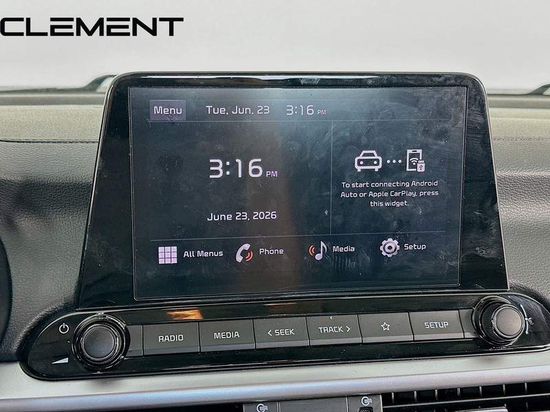 Kia Forte Vehicle Full-screen Gallery Image 19