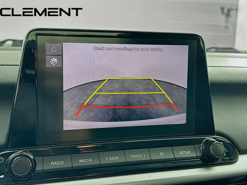 Kia Forte Vehicle Full-screen Gallery Image 20