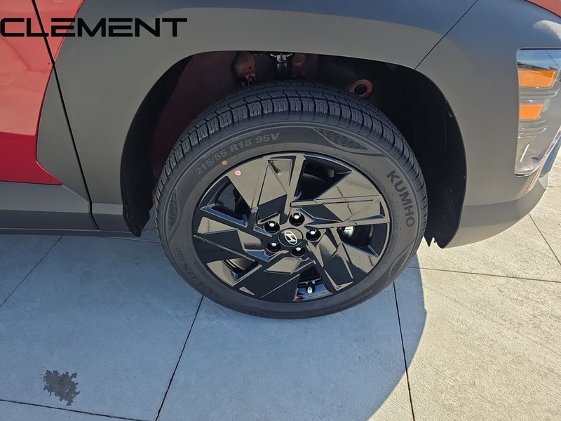 Hyundai Kona Vehicle Full-screen Gallery Image 36