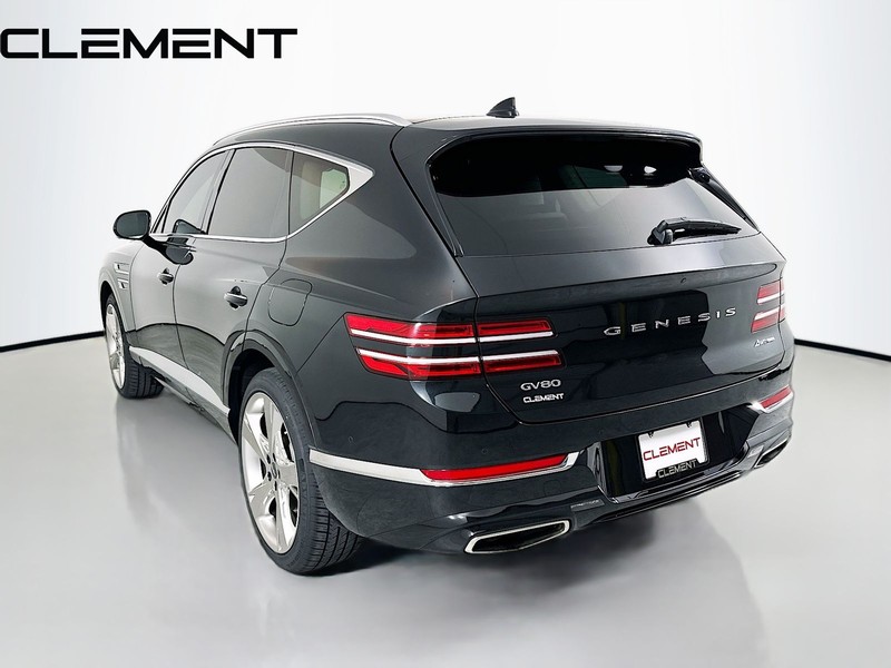 Genesis GV80 Vehicle Full-screen Gallery Image 10