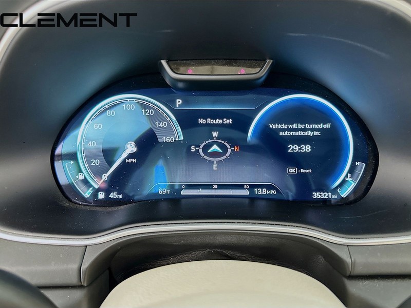 Genesis GV80 Vehicle Full-screen Gallery Image 18