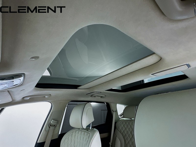 Genesis GV80 Vehicle Full-screen Gallery Image 25