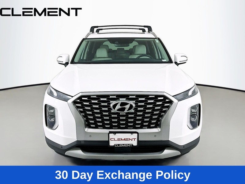 Hyundai Palisade Vehicle Full-screen Gallery Image 3