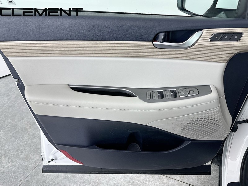 Hyundai Palisade Vehicle Full-screen Gallery Image 28