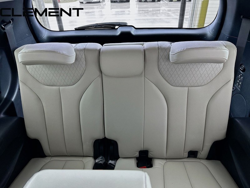 Hyundai Palisade Vehicle Full-screen Gallery Image 39