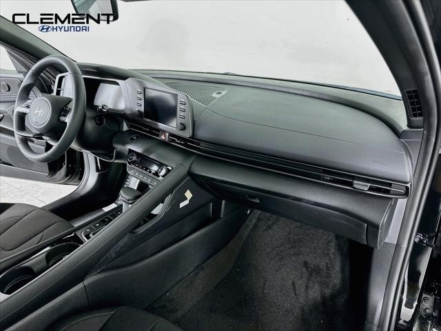 Hyundai Elantra Vehicle Image 30