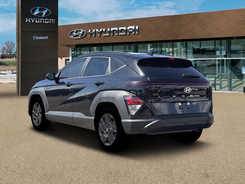 Hyundai Kona Vehicle Full-screen Gallery Image 5