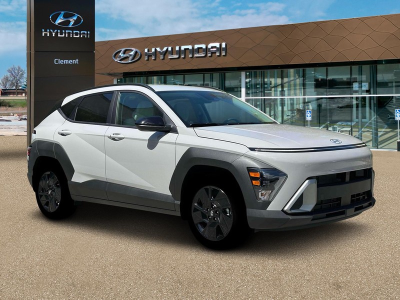 Hyundai Kona Vehicle Full-screen Gallery Image 11