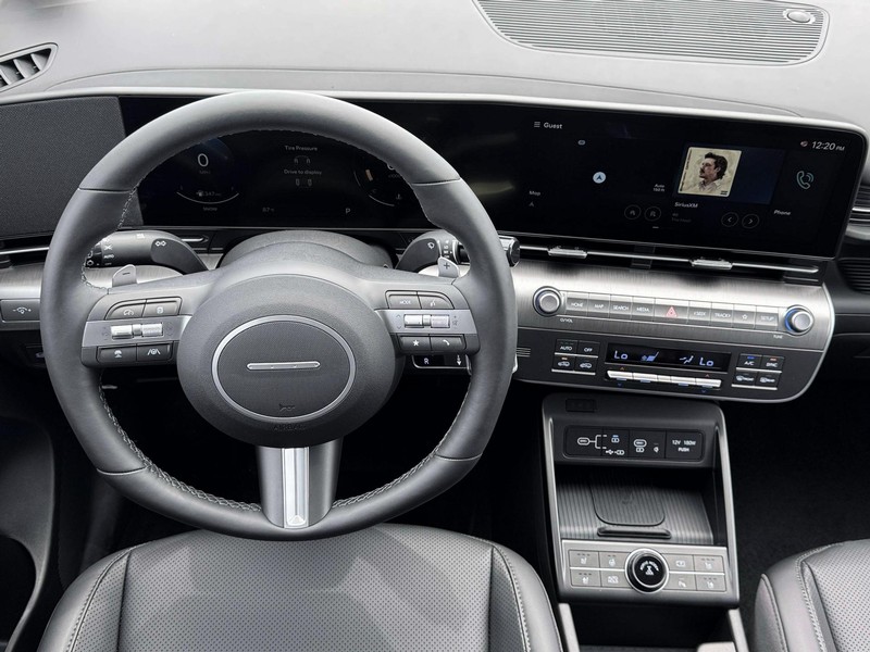 Hyundai Kona Vehicle Full-screen Gallery Image 17