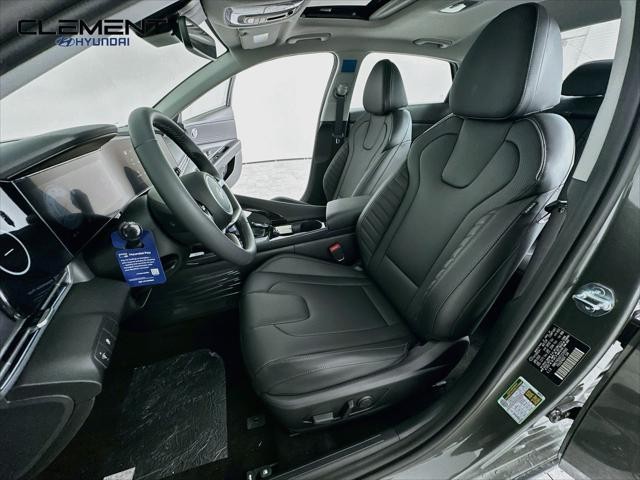 Hyundai Elantra Vehicle Full-screen Gallery Image 27