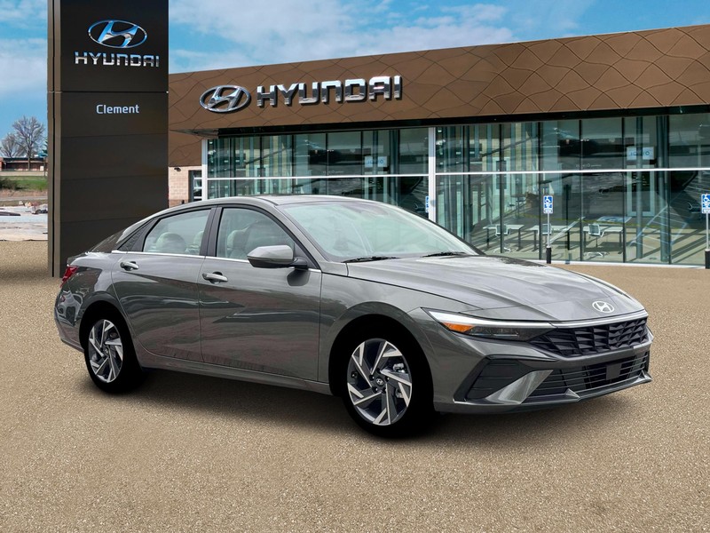 Hyundai Elantra Vehicle Full-screen Gallery Image 10