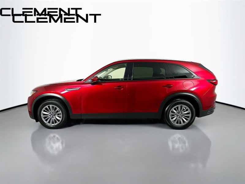 Mazda CX-90 Vehicle Full-screen Gallery Image 8
