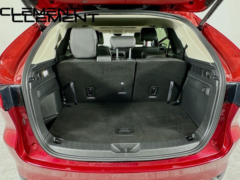 Mazda CX-90 Vehicle Full-screen Gallery Image 14