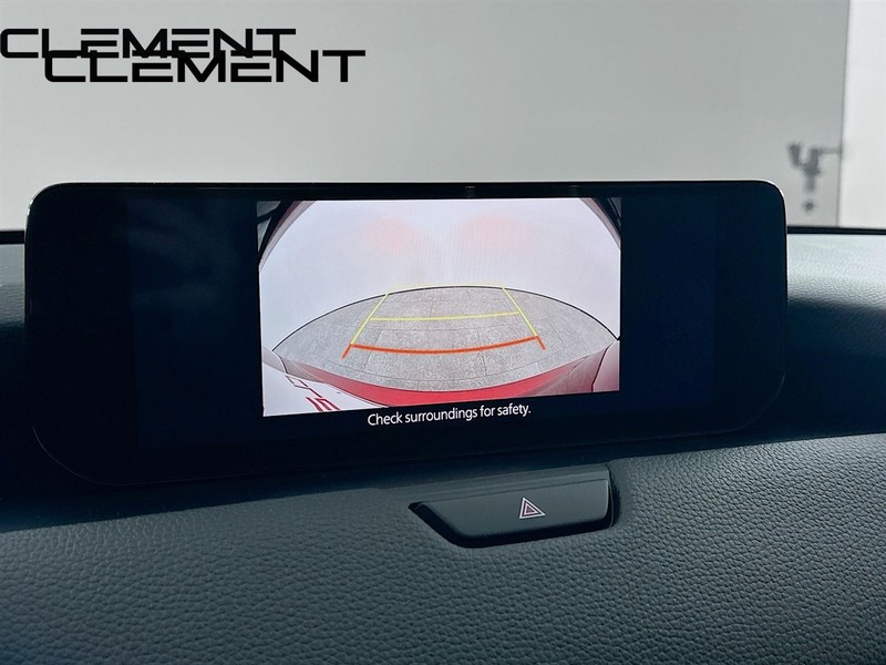 Mazda CX-90 Vehicle Full-screen Gallery Image 25