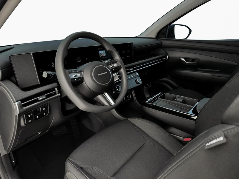 Hyundai Tucson Plug-In Hybrid Vehicle Full-screen Gallery Image 14