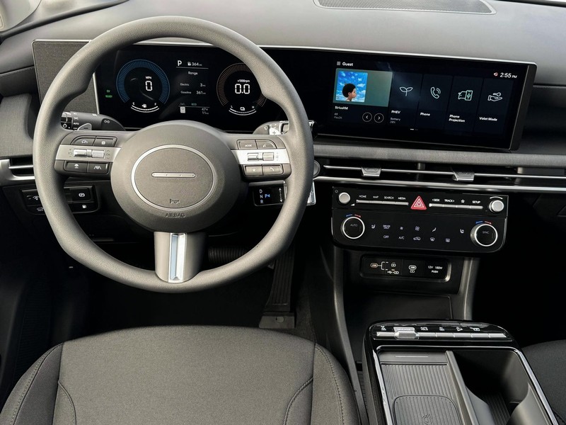 Hyundai Tucson Plug-In Hybrid Vehicle Full-screen Gallery Image 17
