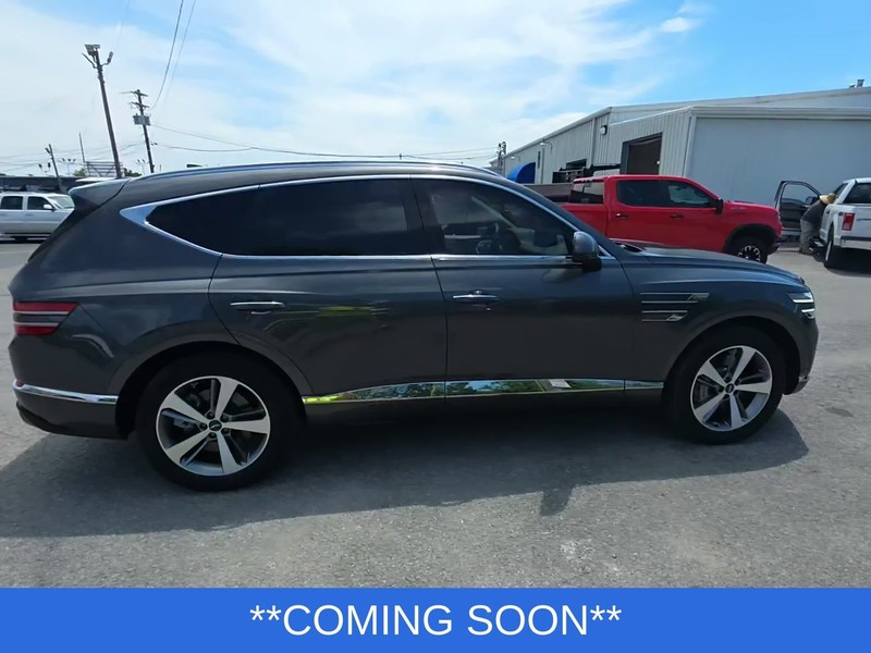 Genesis GV80 Vehicle Image 02