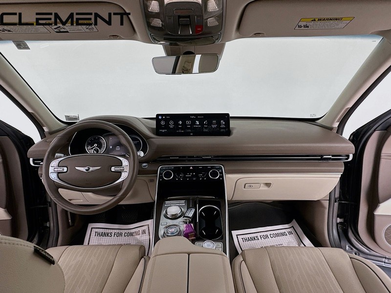 Genesis GV80 Vehicle Full-screen Gallery Image 12