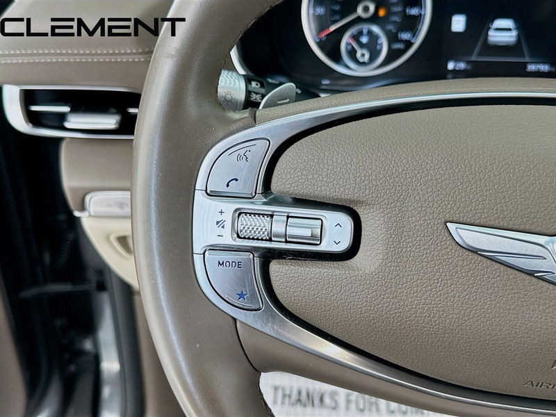 Genesis GV80 Vehicle Full-screen Gallery Image 15