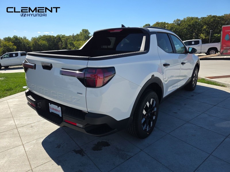 Hyundai Santa Cruz Vehicle Full-screen Gallery Image 6