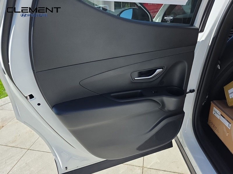 Hyundai Santa Cruz Vehicle Full-screen Gallery Image 26