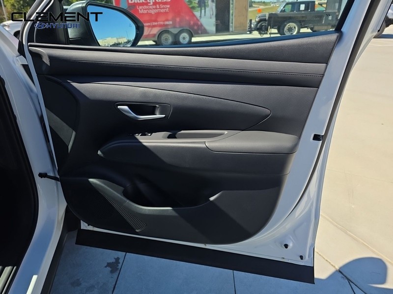 Hyundai Santa Cruz Vehicle Full-screen Gallery Image 29