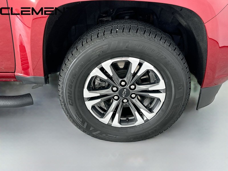 Chevrolet Colorado Vehicle Full-screen Gallery Image 36