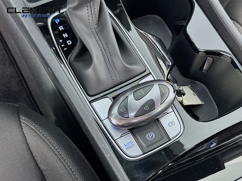 Hyundai Tucson Vehicle Full-screen Gallery Image 21