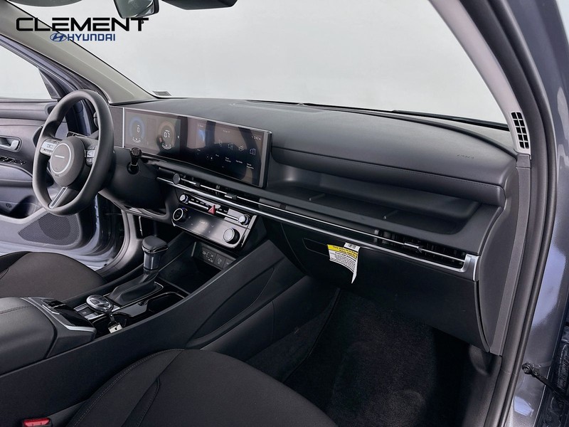 Hyundai Tucson Vehicle Full-screen Gallery Image 29