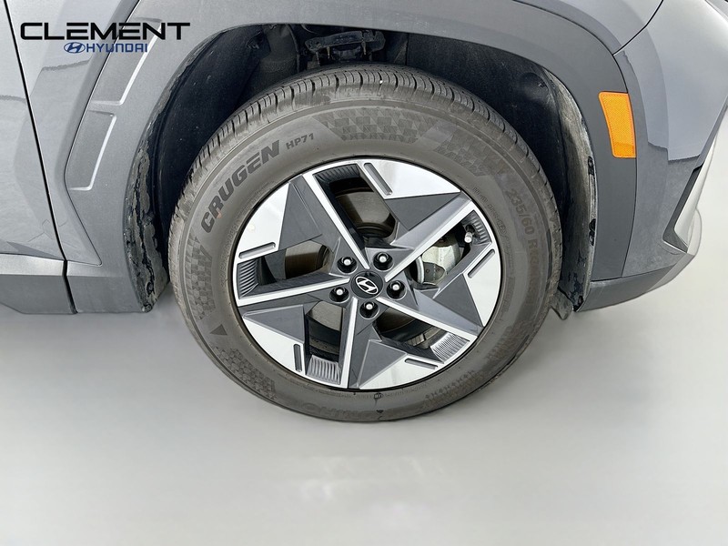Hyundai Tucson Vehicle Full-screen Gallery Image 31