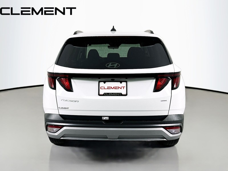 Hyundai Tucson Vehicle Full-screen Gallery Image 8