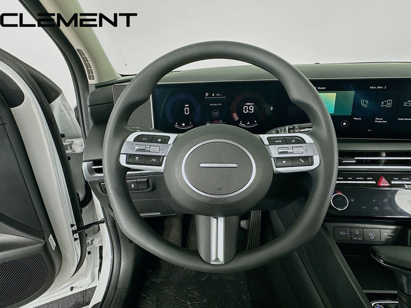 Hyundai Tucson Vehicle Full-screen Gallery Image 14