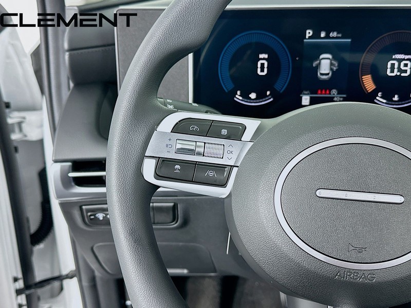 Hyundai Tucson Vehicle Full-screen Gallery Image 15