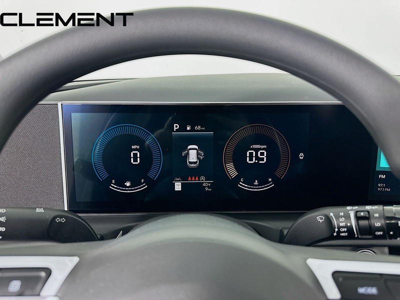 Hyundai Tucson Vehicle Full-screen Gallery Image 18